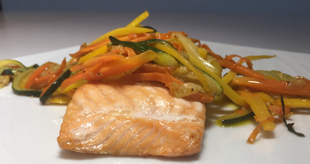 Super-easy Salmon with Julienne Vegetables