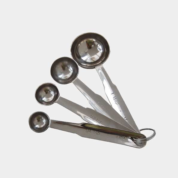 Set of 4 stainless steel measuring spoons: 1 / 1.5 / 5 / 15 ml
