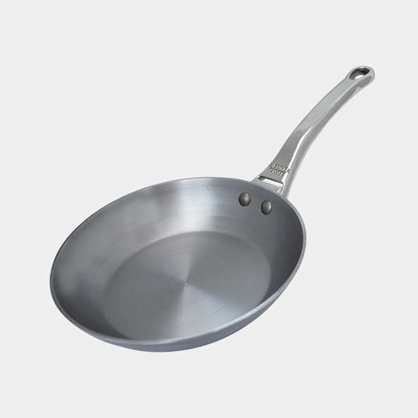 MINERAL B PRO  Frypan with cast stainless steel handle